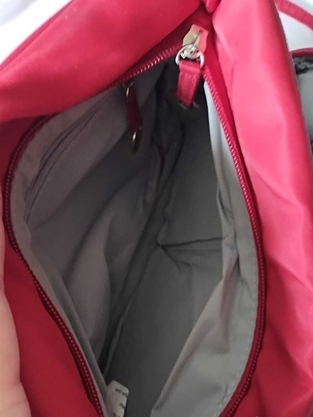Travelon Red Crossbody Shoulder Bag - Picture 4 of 9